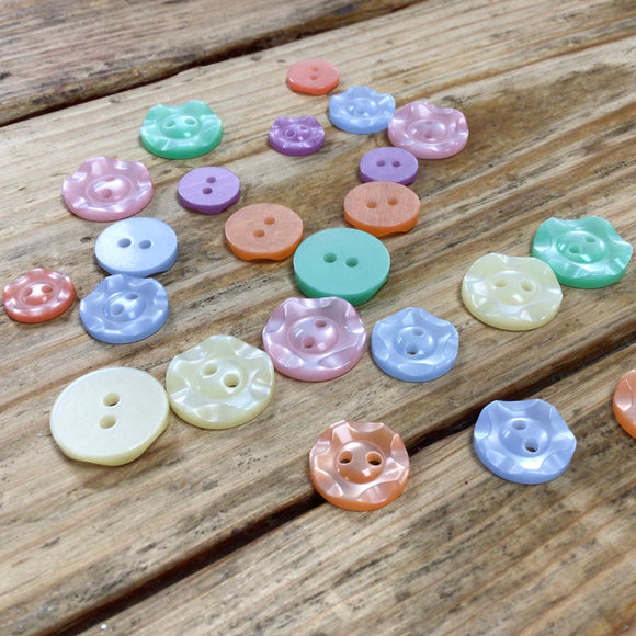 Wavy Edge Button Size 26(16mm)