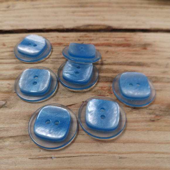 Vintage Buttons Set of 7 x 22mm Frosty Blue