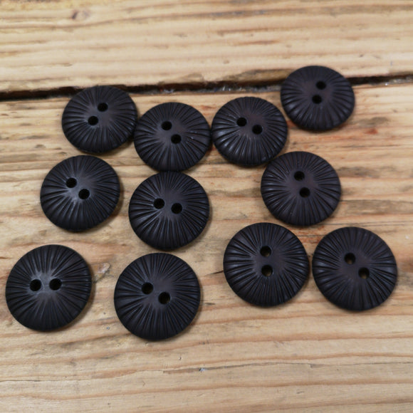 Vintage Buttons Set of 11 x 23mm Brown